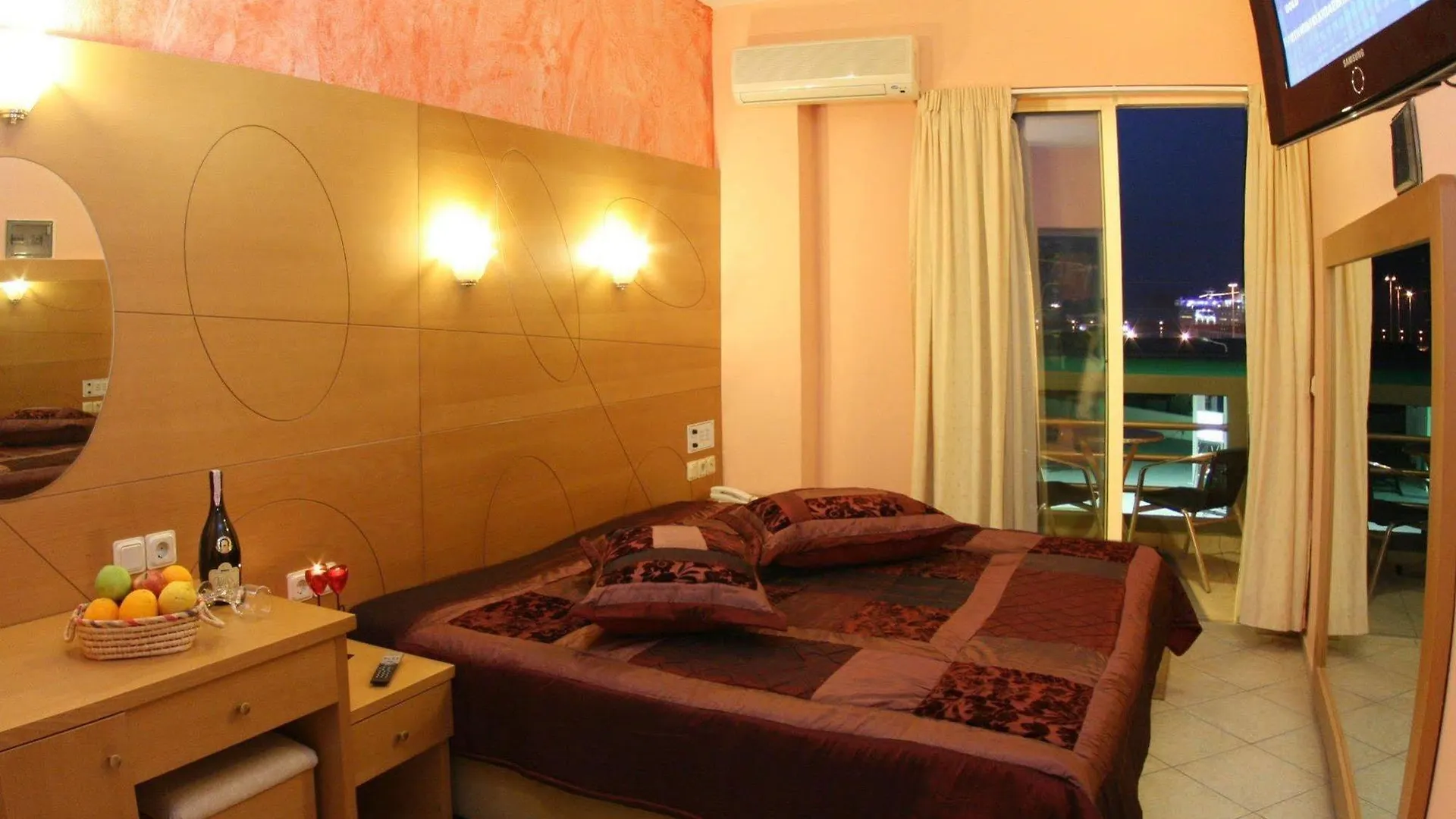 City Life Hotel Heraklion  Greece